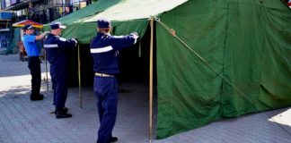 Избирательный участок в селе Бык обустроен в палатке (Видео)