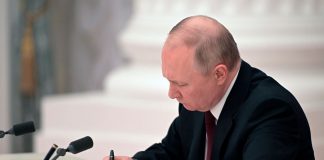 Путин ввел в России контроль над движением капитала. Что это значит?