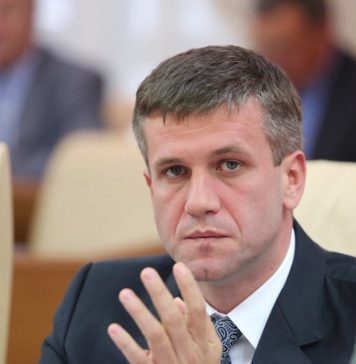 Апелляционная палата Кишинёва вернула экс-директора СИБ Василия Ботнаря в ПУ-13