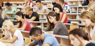 Студенты-беженцы из Украины могут продолжить обучение в Молдове