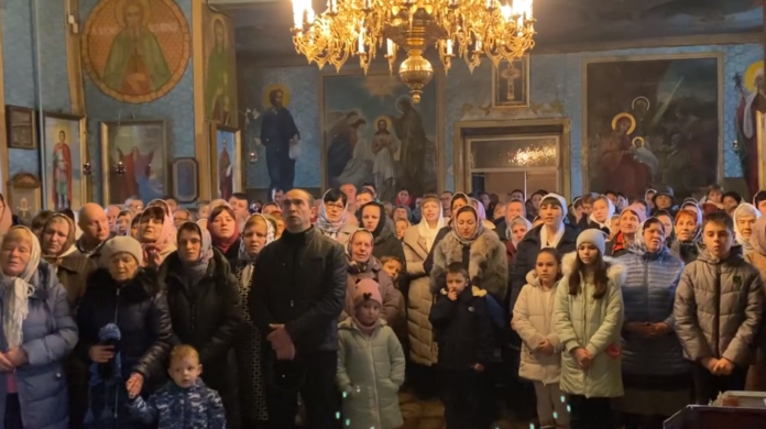 66f27e1f-34b1-4f51-9ec5-03bffc917302_biserica