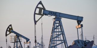 На 41% упала выручка крупнейших нефтегазовых компаний России