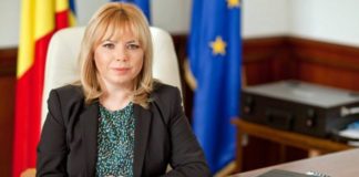 Президент Нацбанка: Отказ от энергоносителей России оправдал себя