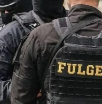 Люди в масках и бронетехника на улицах. Полиция объявляет о тактических учениях